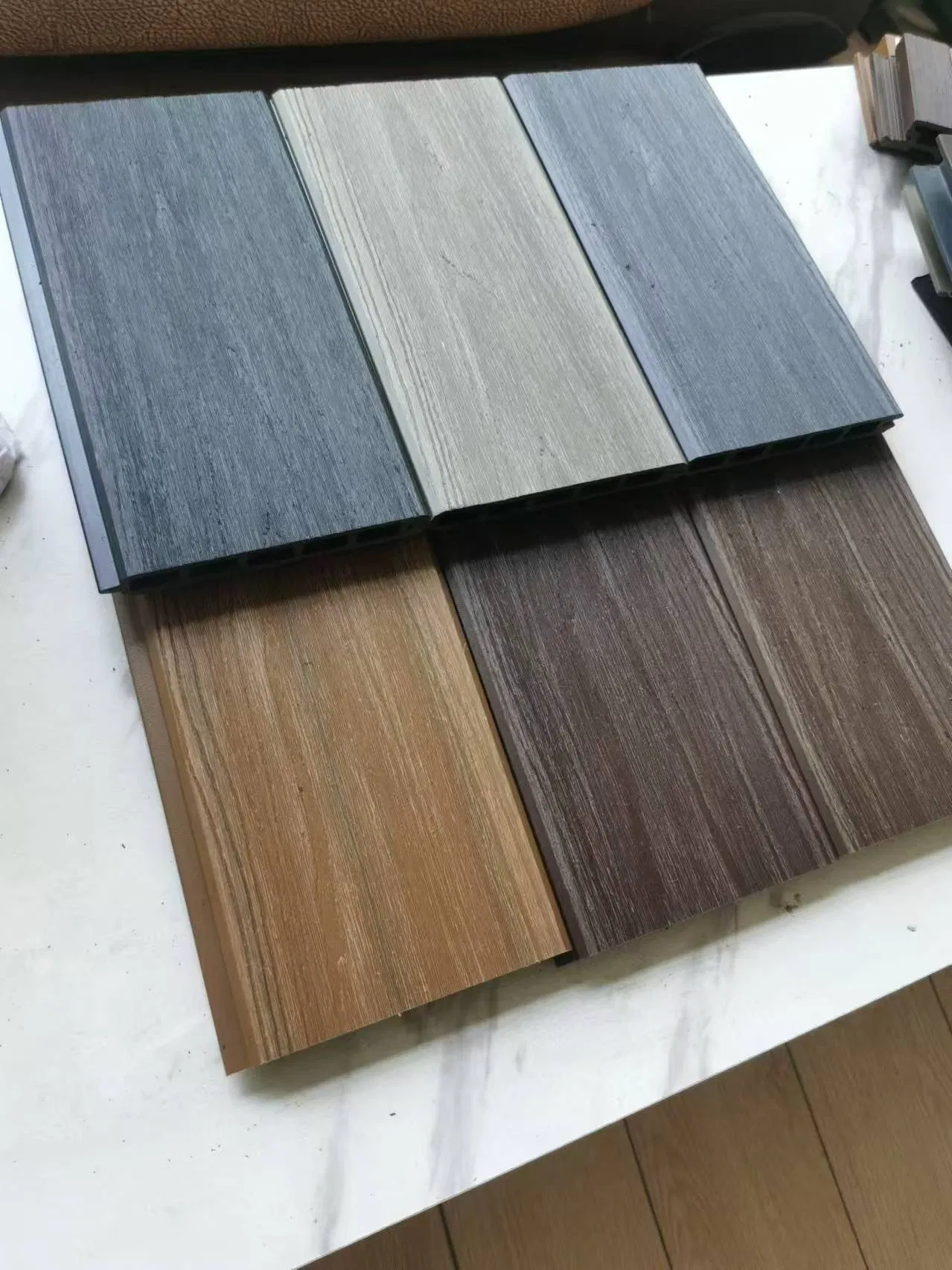 Ocox WPC Decking Wood Plastic Wood Decking Waterproof Fireproof Outdoor Flooring for Swimming Pool/Garden/Park Landscaping