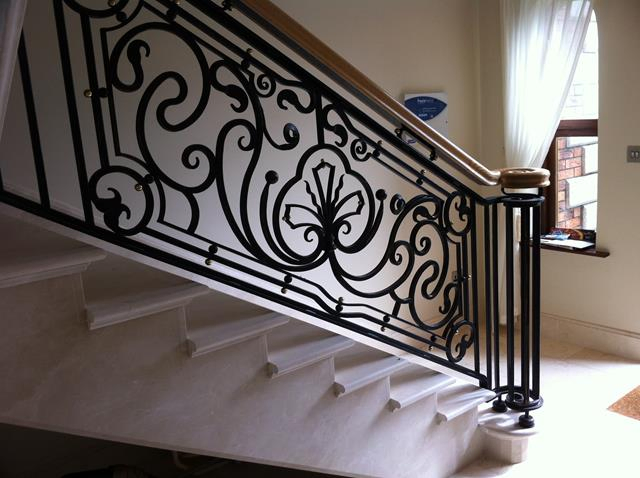 2020 Newline Top Quality Wrought Iron Fence Railing