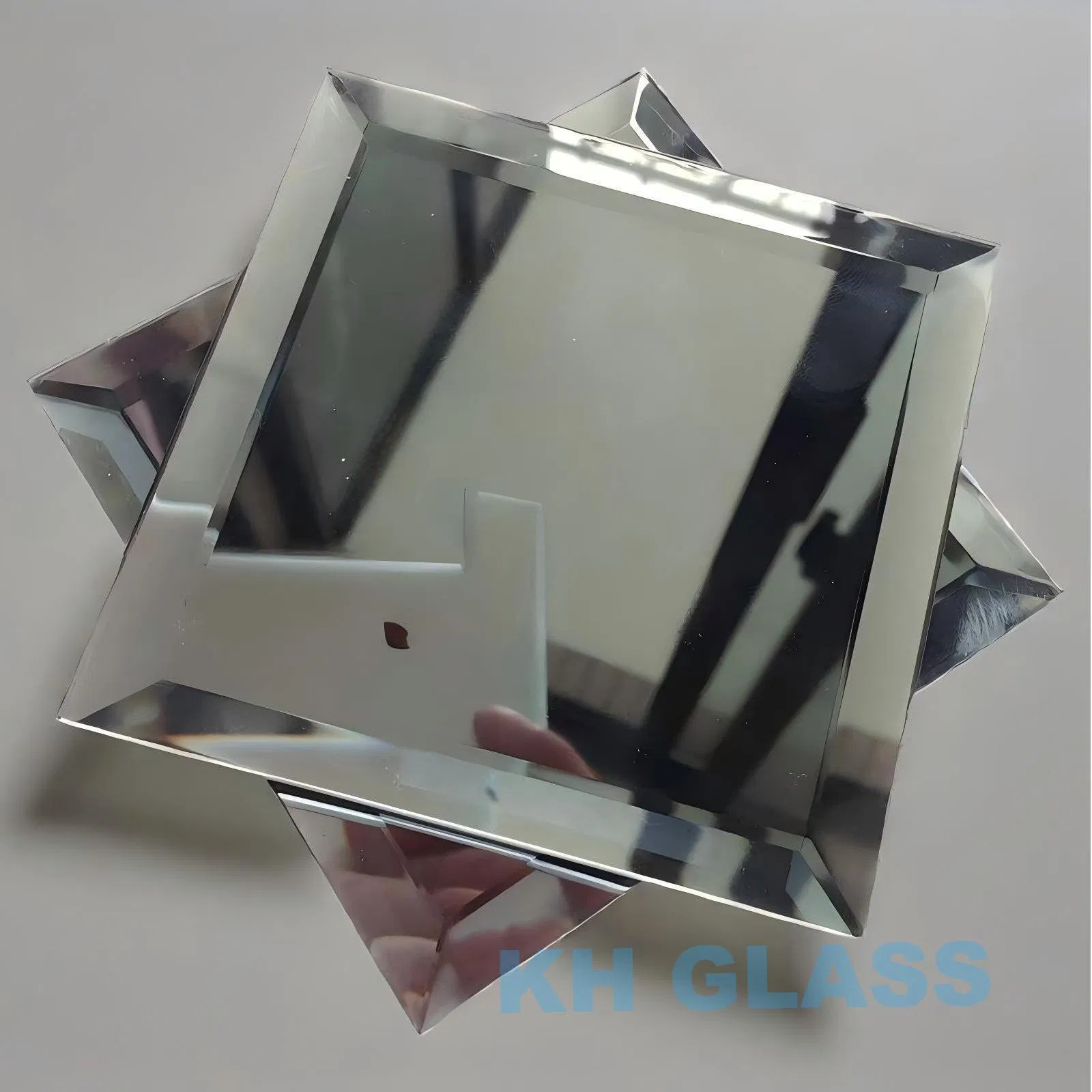 6mm Thick Vanity Blue Back Paint Scratch Resistant Silver Mirror