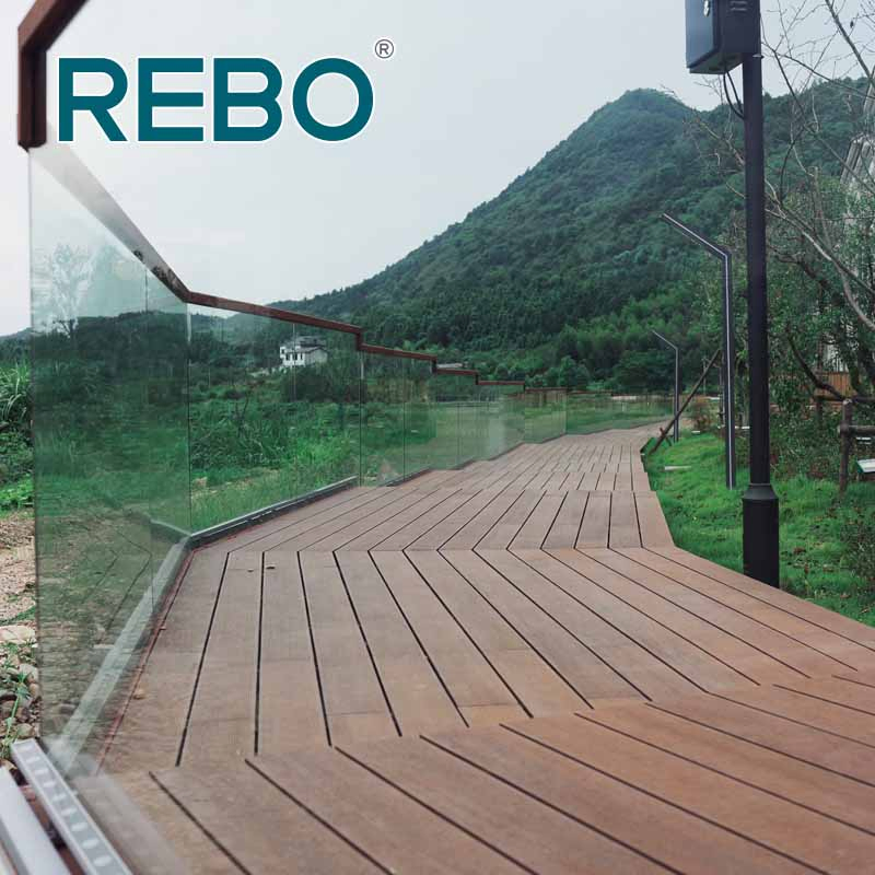 Бамбуковое напольное покрытие для улицы