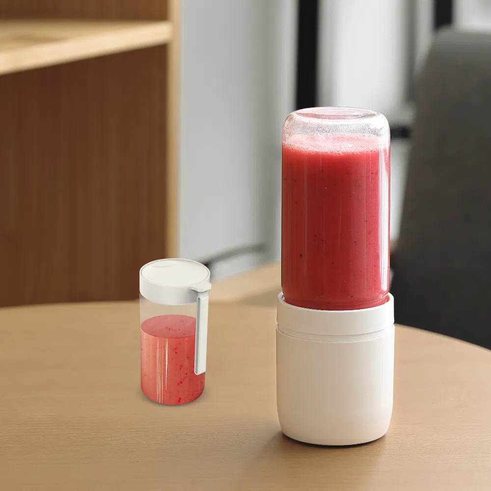Portable Home Office Travel Personal Fruit Juice Mini Rechargeable Blender Juicer