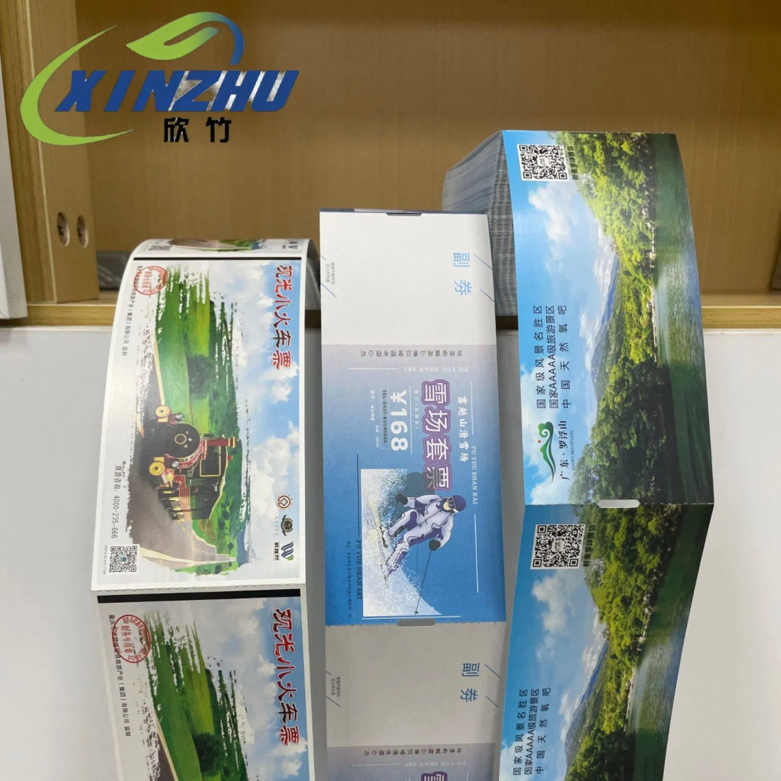 Hot Selling Custom Airline Thermal Blank Boarding Pass Paper Adhesive Thermal Label