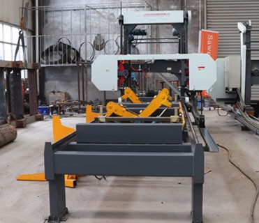 Ленточная пила по дереву отрезная универсальная