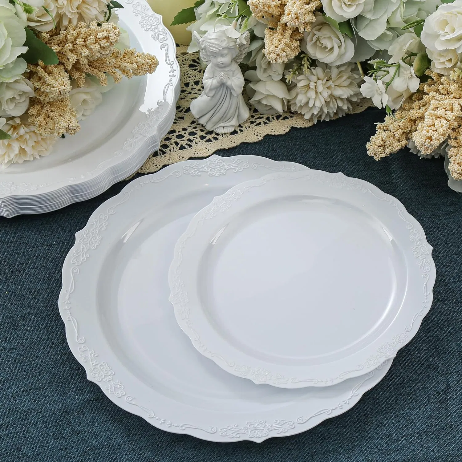 Elegant 10-Inch White Disposable Plates - Ideal for Weddings and Celebrations