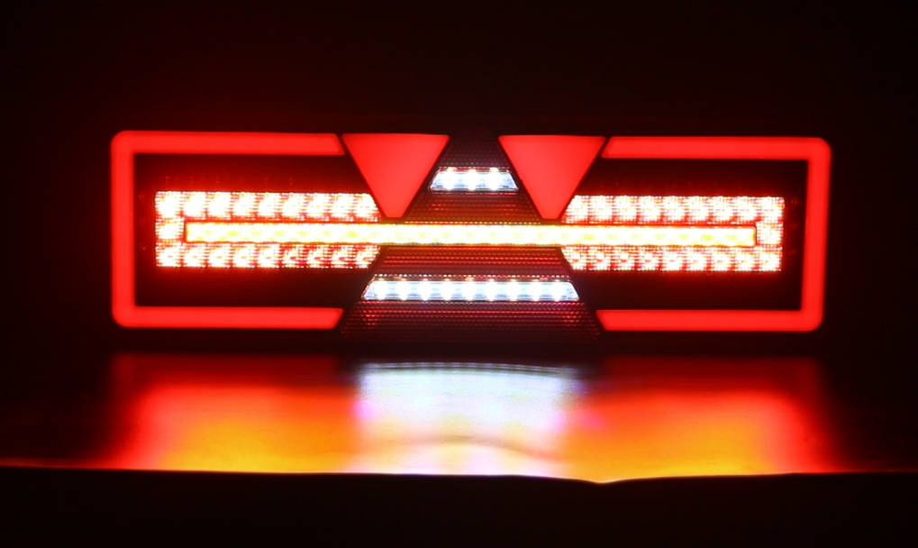 Светодиодные задние фонари E-MARK ECE для прицепов