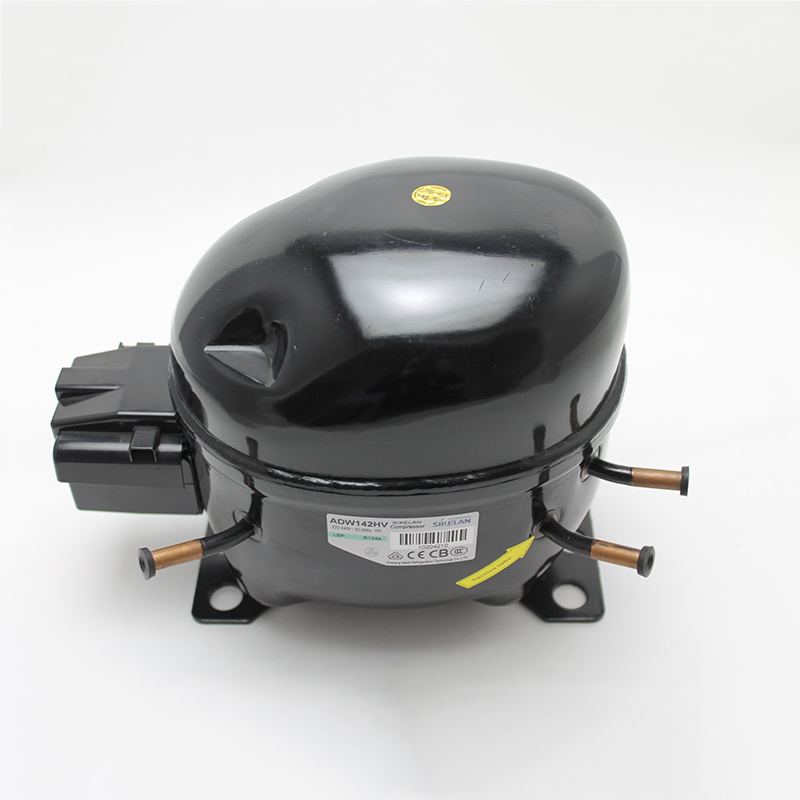 High Efficiency R134A Refrigeration Hermetic AC Compressor Adw142hv 220V Lbp