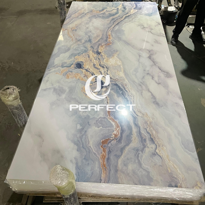 High Surface Gloss, Three-Dimensional Effect, Scratch-Resistant, Wear-Resistant, Easy to Install. High-Quality PVC Marble Sheet, Suitable Interior Decoration.