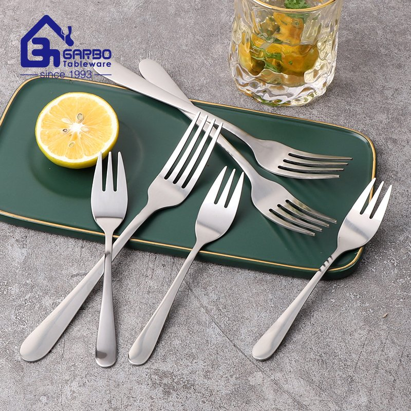 Stainless Steel Golden Dinner Fork for Western Dinner Eating for sale