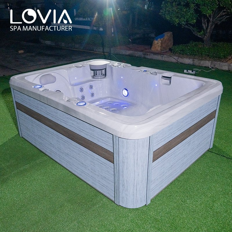 Гидромассажная ванна Modern Deluxe на 3 персоны