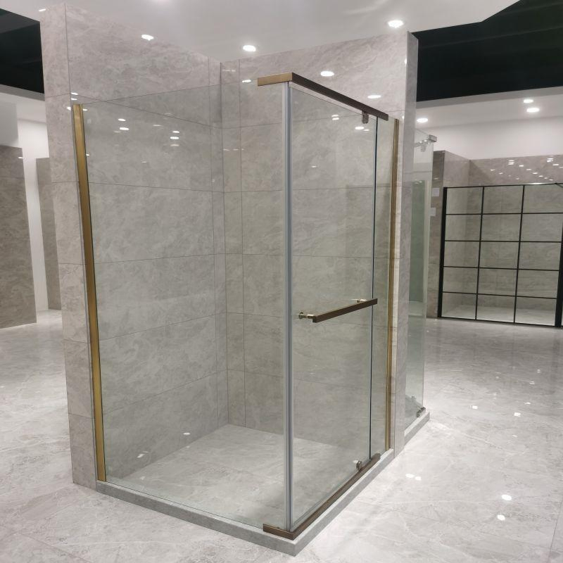 Chic Shower Enclosure with Transparent Glass and Custom-Made Options