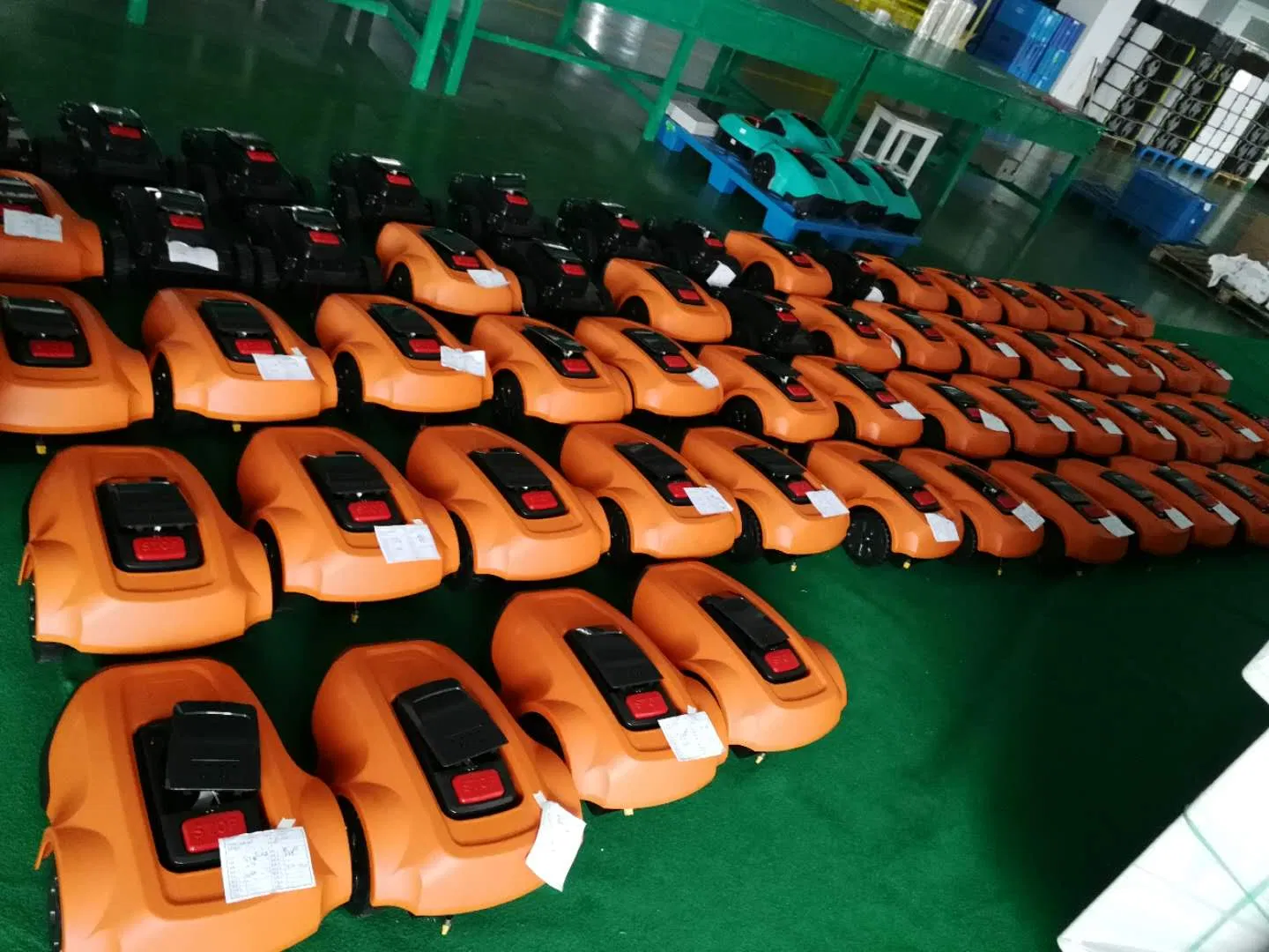 Toolsmfg RM302 20V Brushless Robot Robotic Lawn Mower 400-600 M2