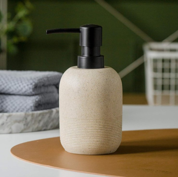 Understated Style Single Resin Dispenser Home Bathroom Accessories