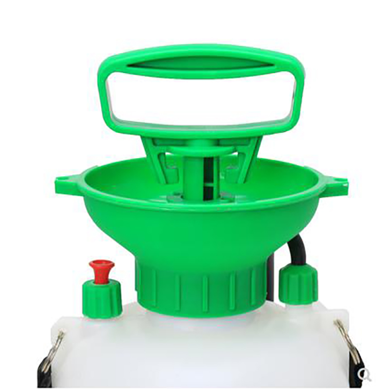 Rainmaker 5 Liter Agricultural Portable Pesticide Shoulder Pressure Weed Sprayer