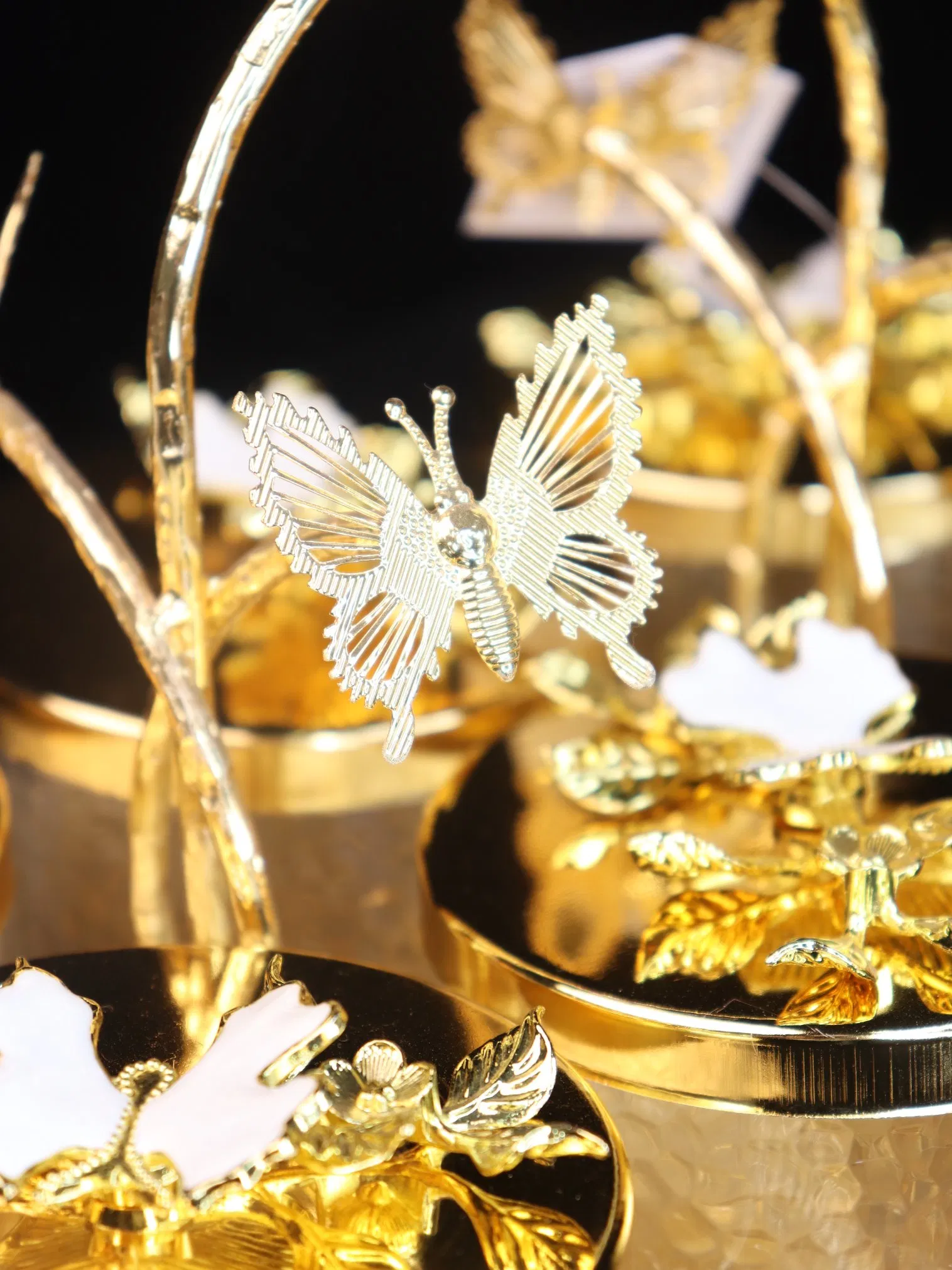 Elegant Butterfly Pattern Set of 6 Fruit Bowls, Gold-Plated Iron Frame