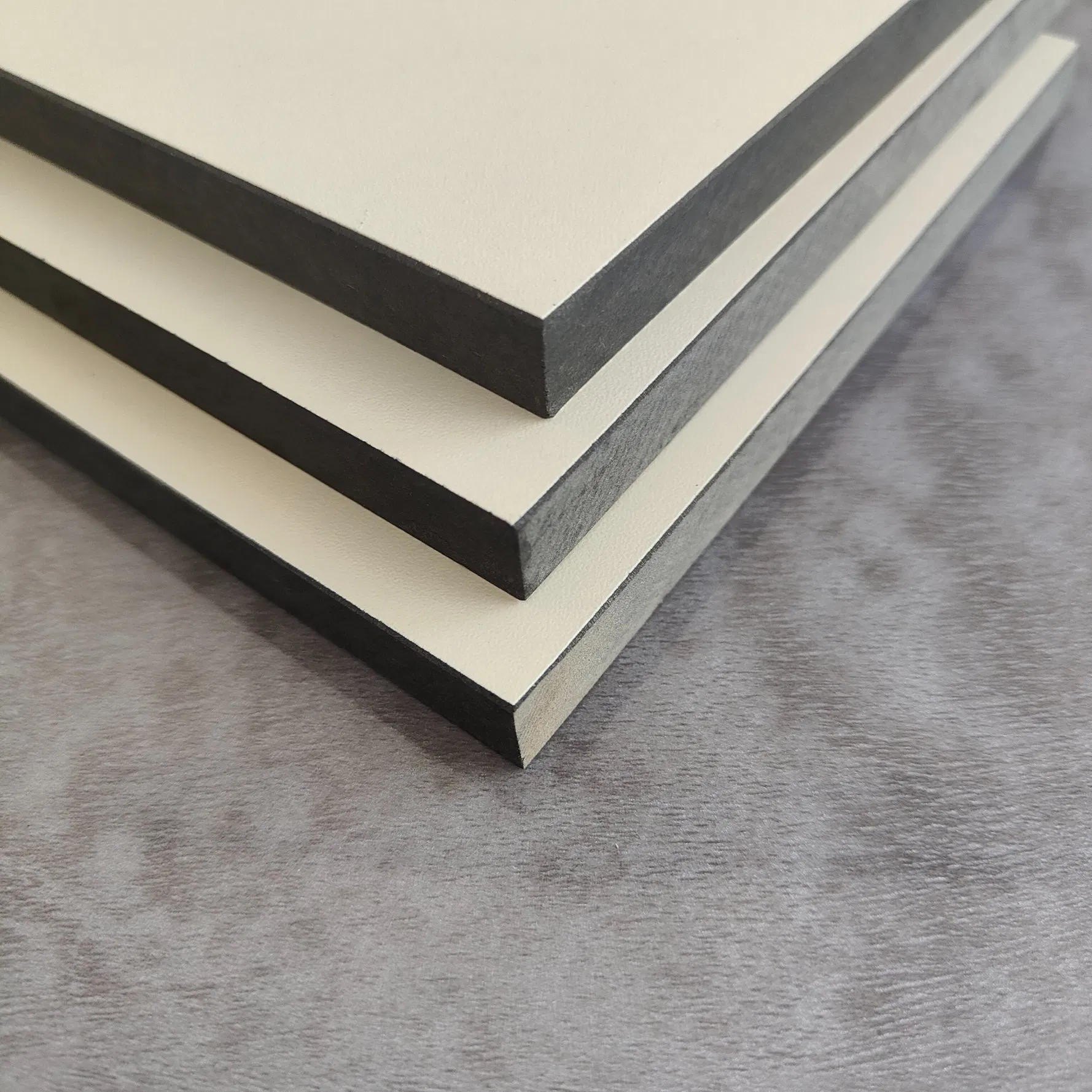 1220×2440mm 18mm Synchronized Melamine Plywood MDF Particle Board for Furniture