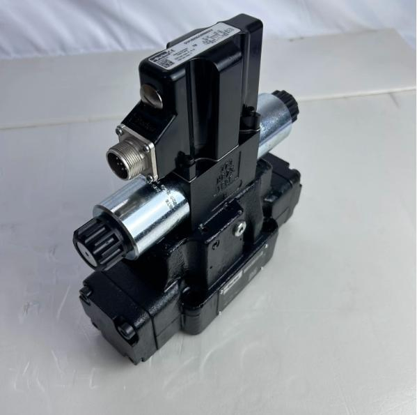 Гидравлический соленоидный клапан Parker D1VW001CNJW