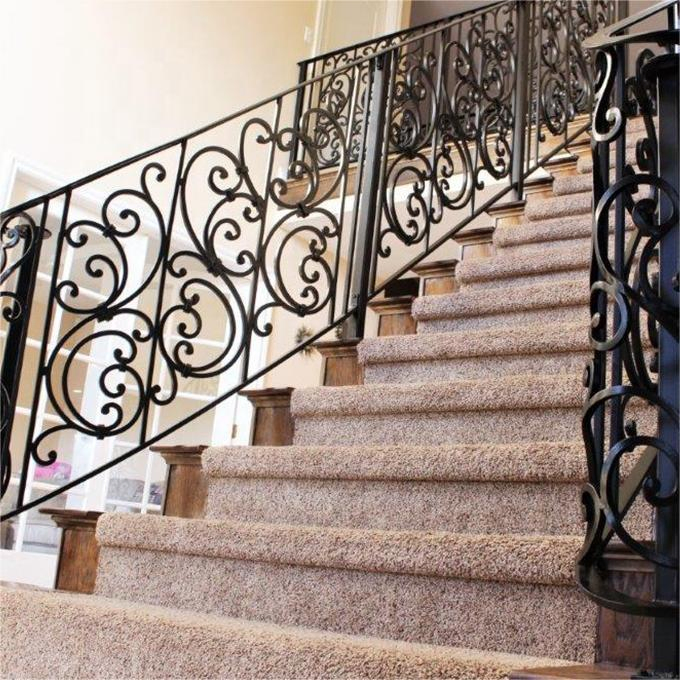 2024 Foshan Factory Hot Cakes Traditional Design Wrought Iron Balustrade Balcony Railing Stair Fence for Villa