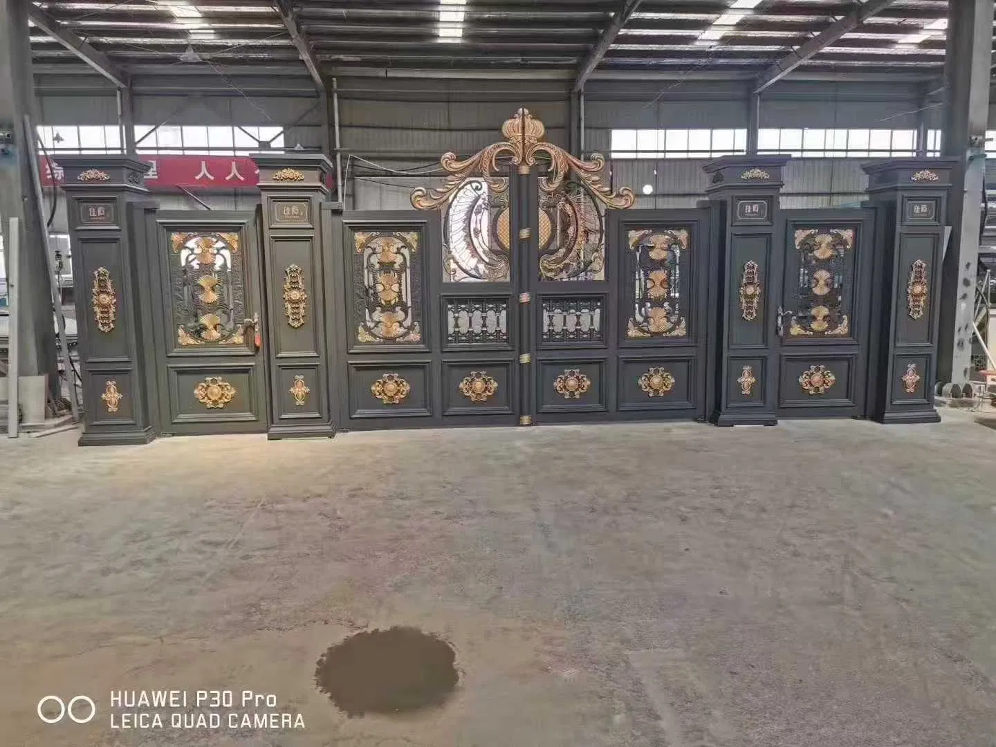 Metal Window Durable Aluminum Art Door for Stylish Entryways and Exteriors