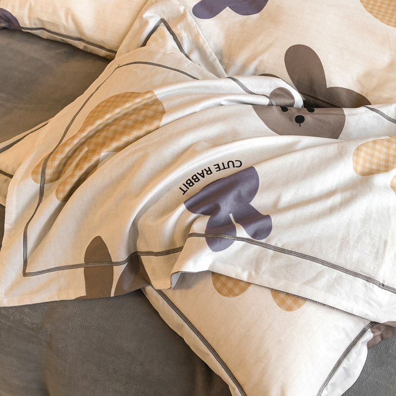 Rabbit Shape Sheet Quilt 4 PCS Bed Set Reversible Bed Sheet