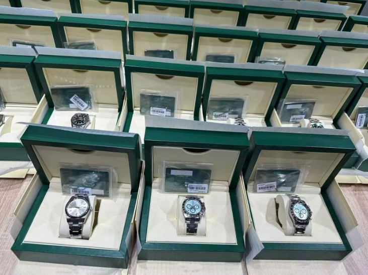 Luxury Automatic Mechanical Men's Watch Customizable Brand 41mm Dial 22mm Stainless Steel Band Movement Factory Designers