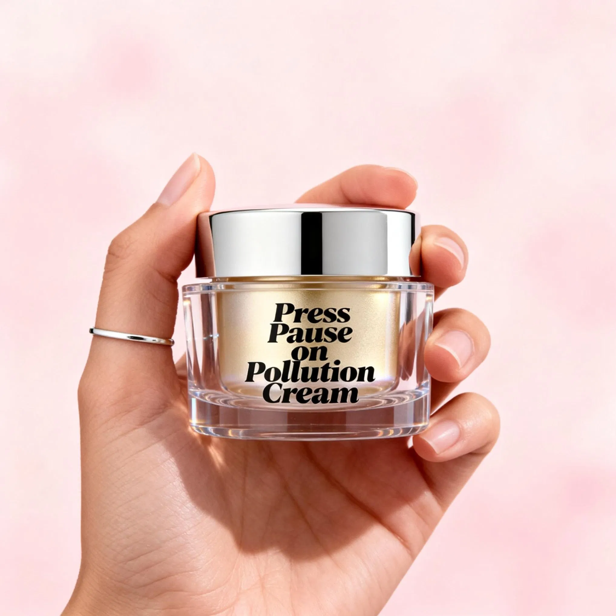 Daily Moisture Lock and Protective Barrier Face Cream with Sodium Hyaluronate and Purslane Extract for Urban Lifestyle