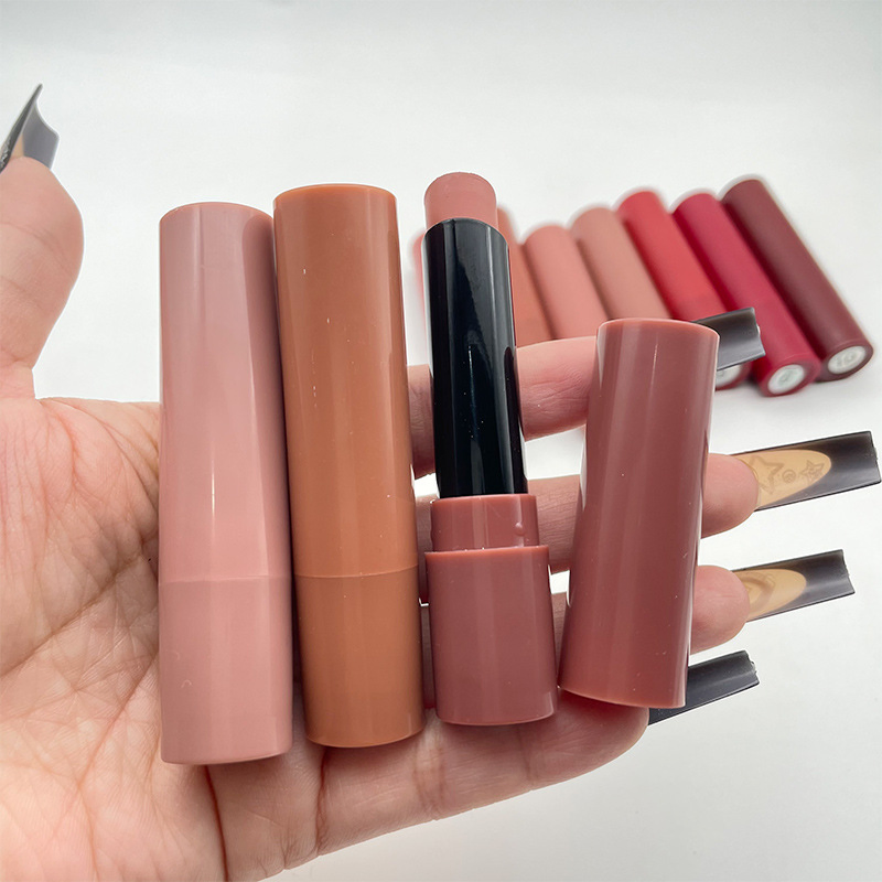 Cosmetics Long-Lasting Waterproof Smooth Lip Makeup Vegan Velvet Matte Lipstick