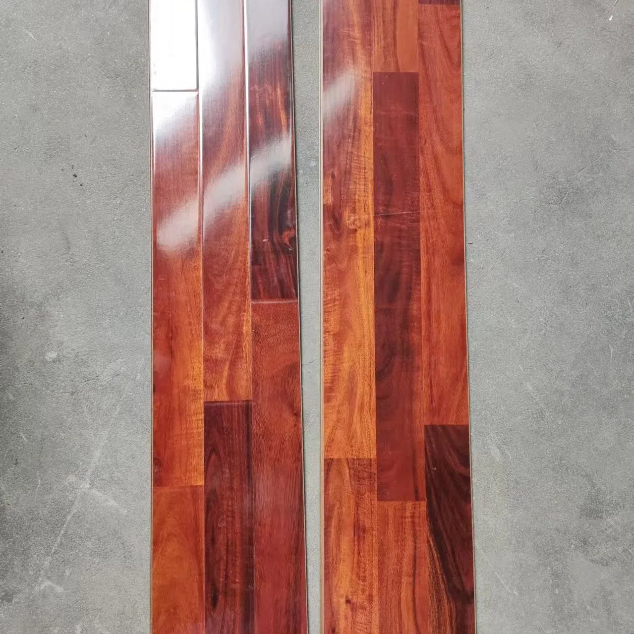 12mm HDF Floating Wood Flooring U-Groove Laminate Flooring