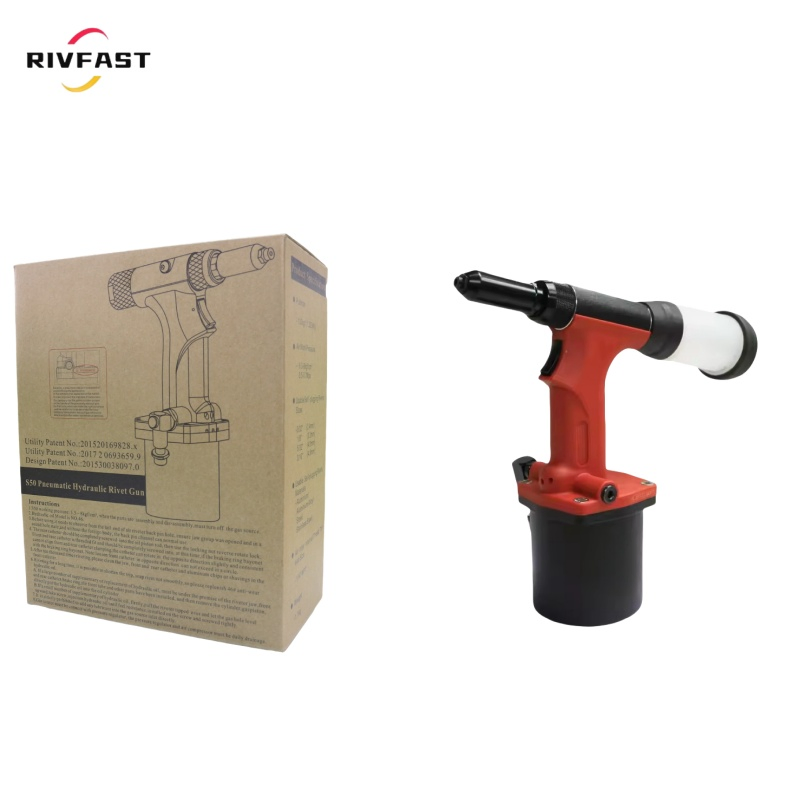 Пневматическая заклепочная машина с вакуумным отсосом 4.0-6.4 мм