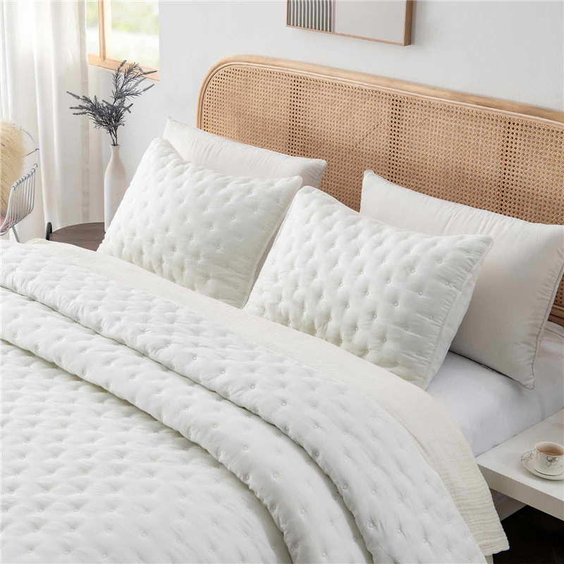 High-End Embossing Bed Plaid Cotton Linens on The Bed Blanket Thin Quilt Bed Linen Bedspreads