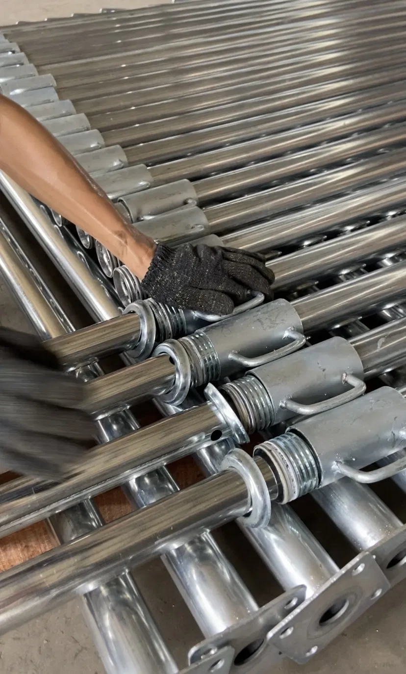 Adjustable Props Scaffolding Telescó Pico De La Orilla De La Ayuda De Acero En EL Fabricante De China Gyt