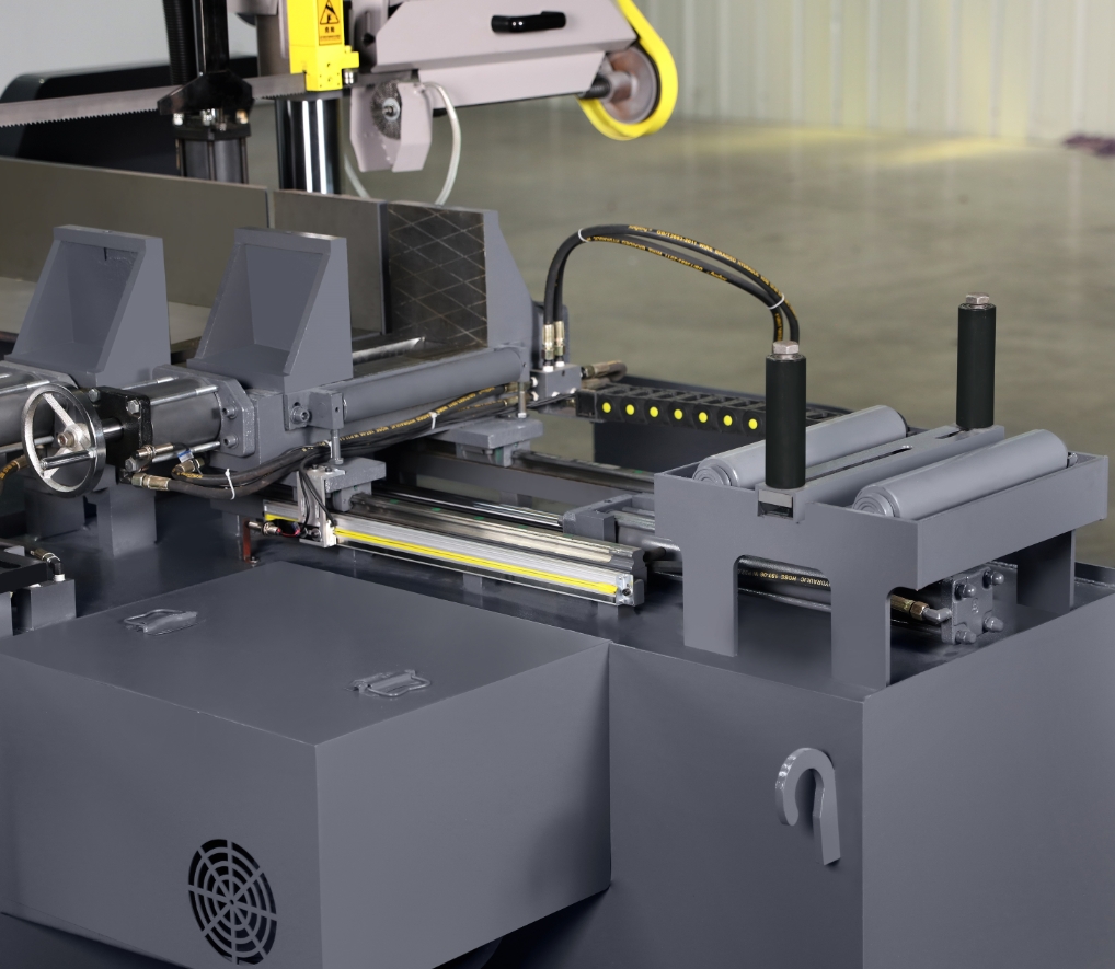 Ленточная пила автоматическая двухколонная промышленная