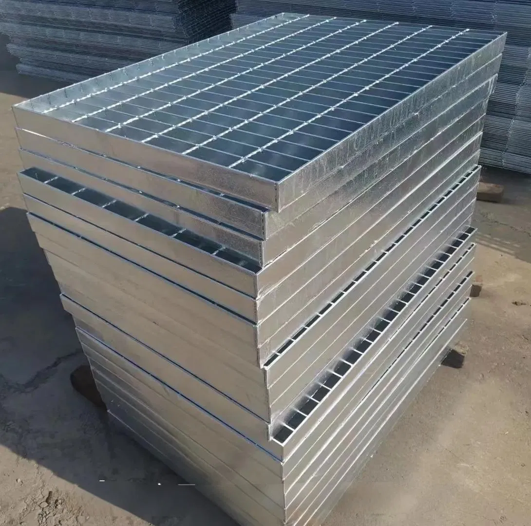 Hot Dipped Galvanized Stair Grating Outdoor Staircase Steel Bar Grating for Trench Cover Drain Grate Floor Grate Manhole Cover Platform Steel Grating