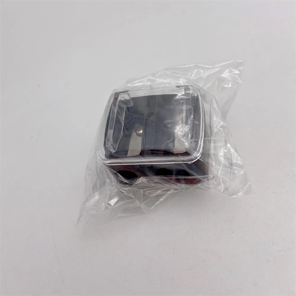 Dual-Hole Blades Plastic Makeup Pencil Sharpener with Cover Eyebrow Lip Liner