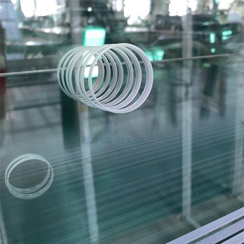 Customized Size Clear/Low Iron/ Grind Printed/Patterned 5mm 6mm 8mm 10mm 12mm Flat and Curved Tempered Glass for Shower Door/Screen