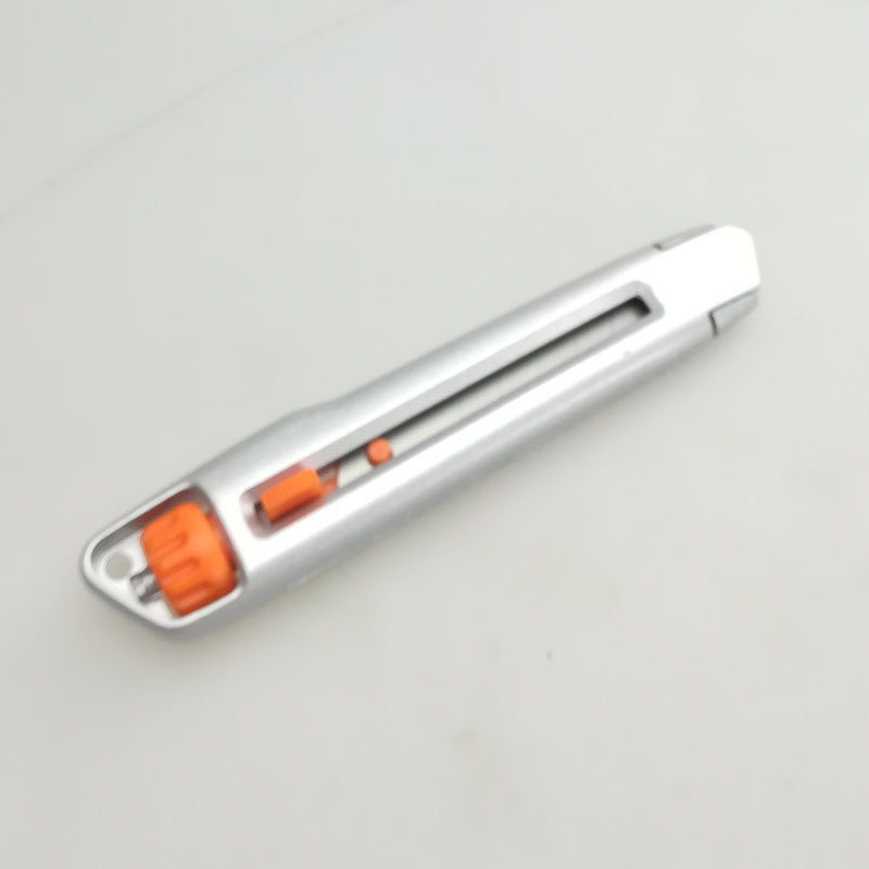 18mm Blades Heavy Duty Zinc Alloy Safety Utility Knife