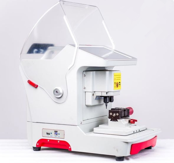 Automatic Key Cutting Machine Used for Cutting Door Keys/Car Keys