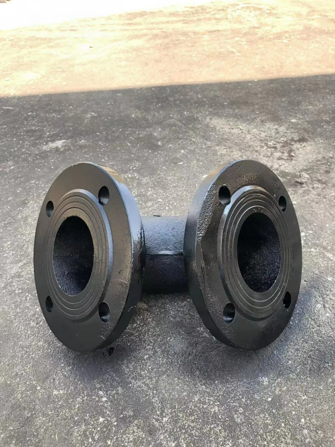 Ductile Iron 90° Bend with Flange Bolt Holes