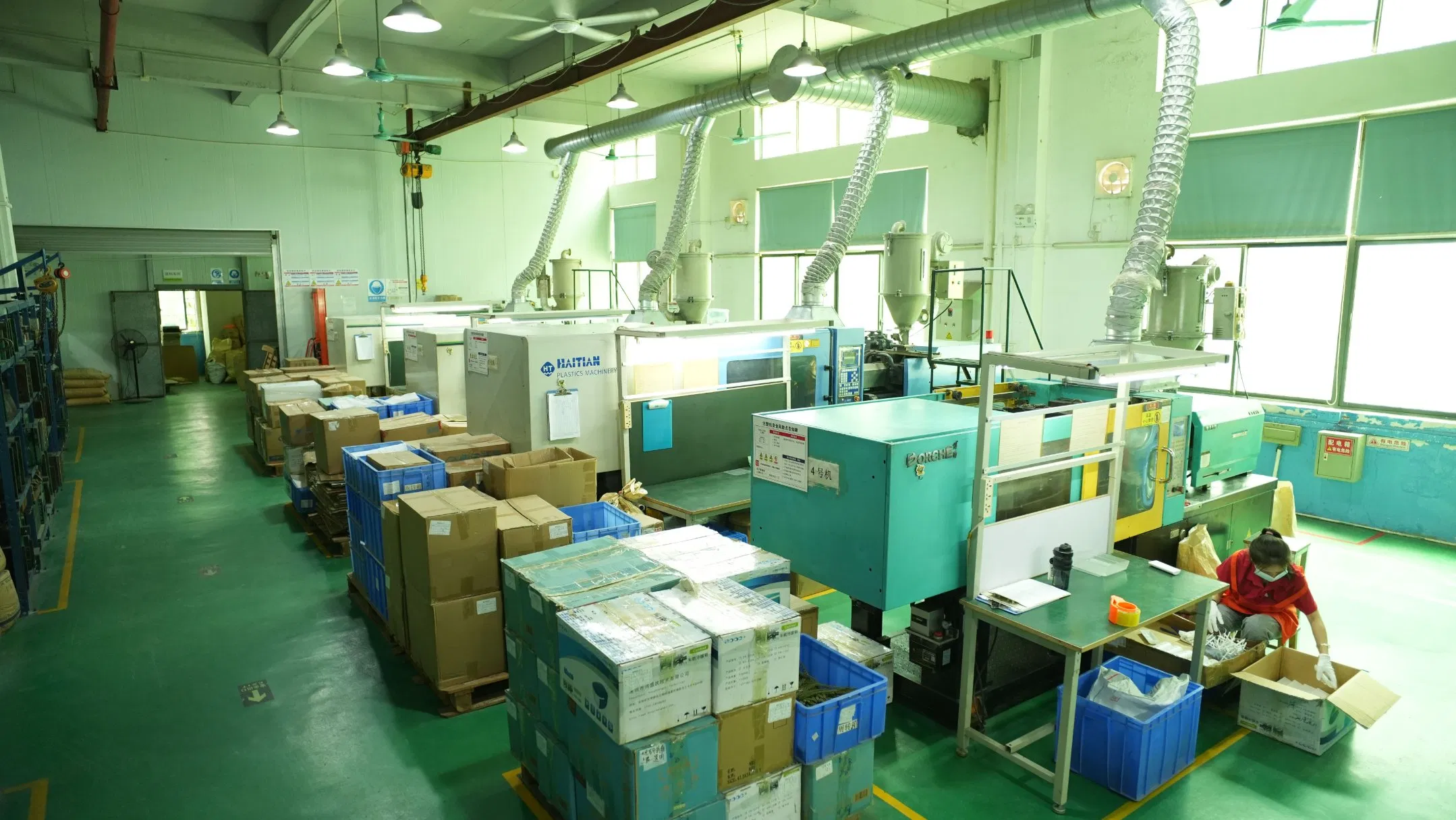 Wholesale Plastic Toothpaste Tube Squeezer