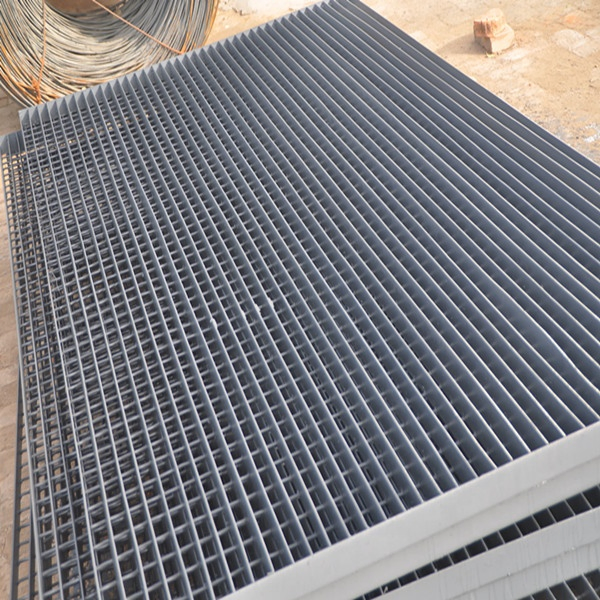 Black Welded Grating