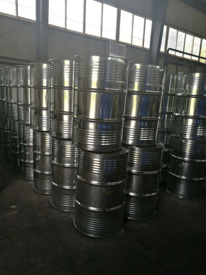 100% Pure and Natural Pine Oil 85% CAS 8002-09-3