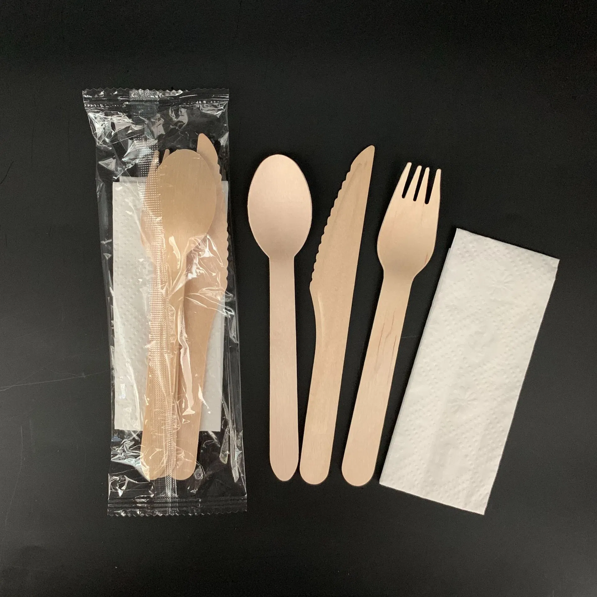 200 Sets 4 in 1 Disposable Wooden Cutlery Set Biodegradable Eco-Friendly Cutlery Set