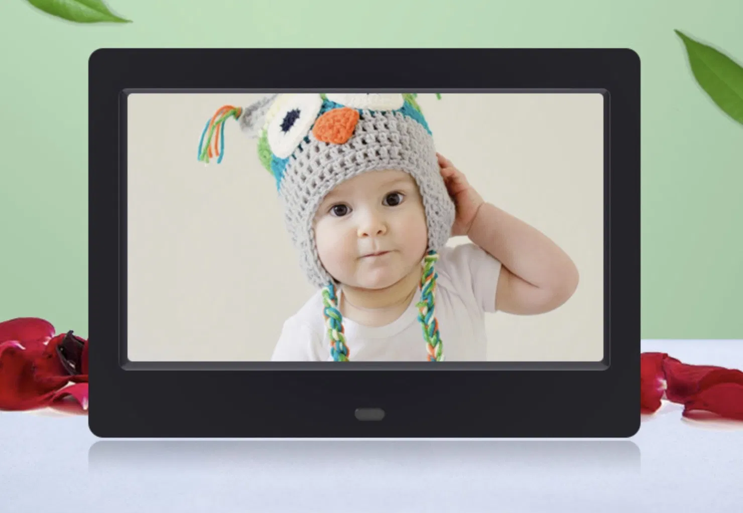 7-Inch Plastic IR Remote Control Picture Audio Video Play Digital Photo Frame