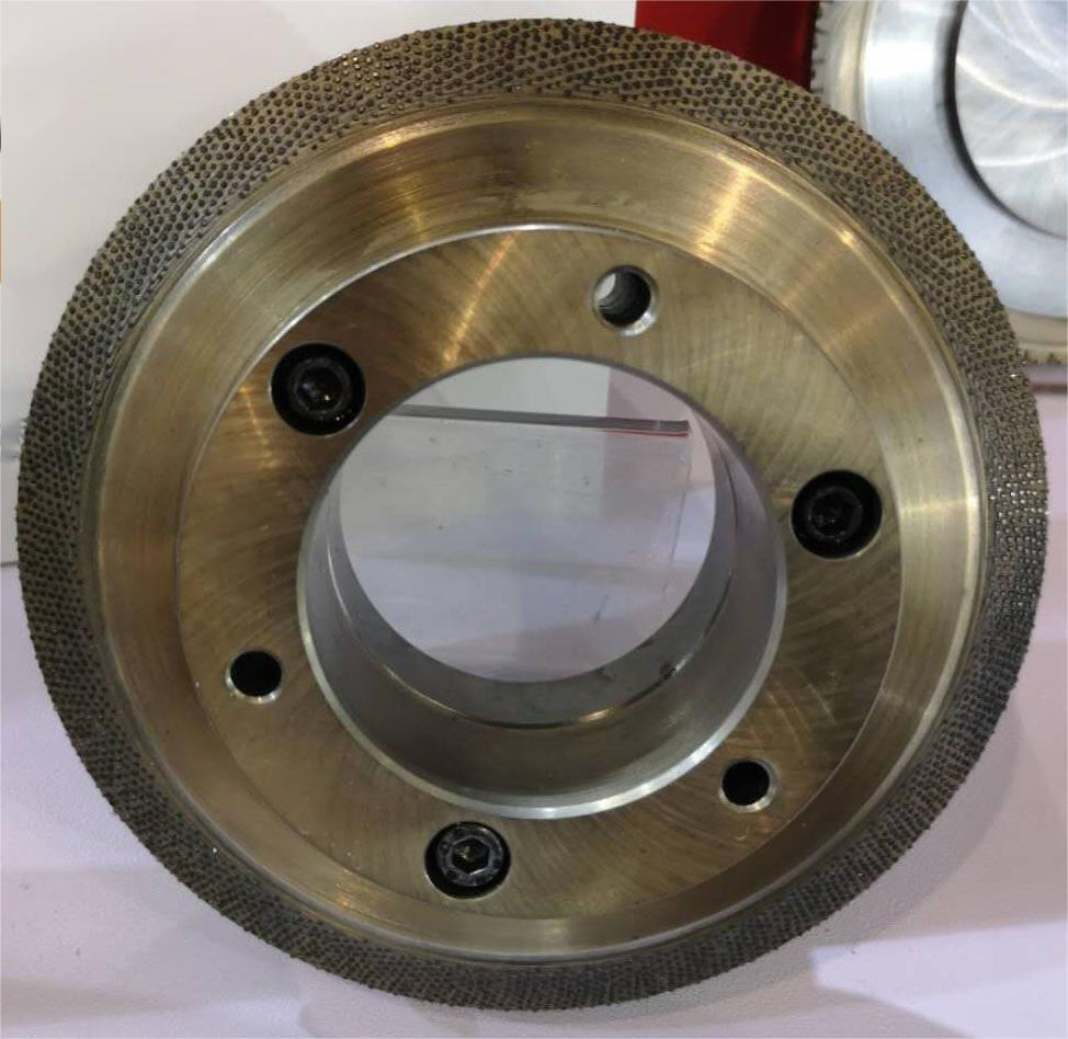 Diamond Roller, Paired with Its Dresser, for High-Precision Operations.