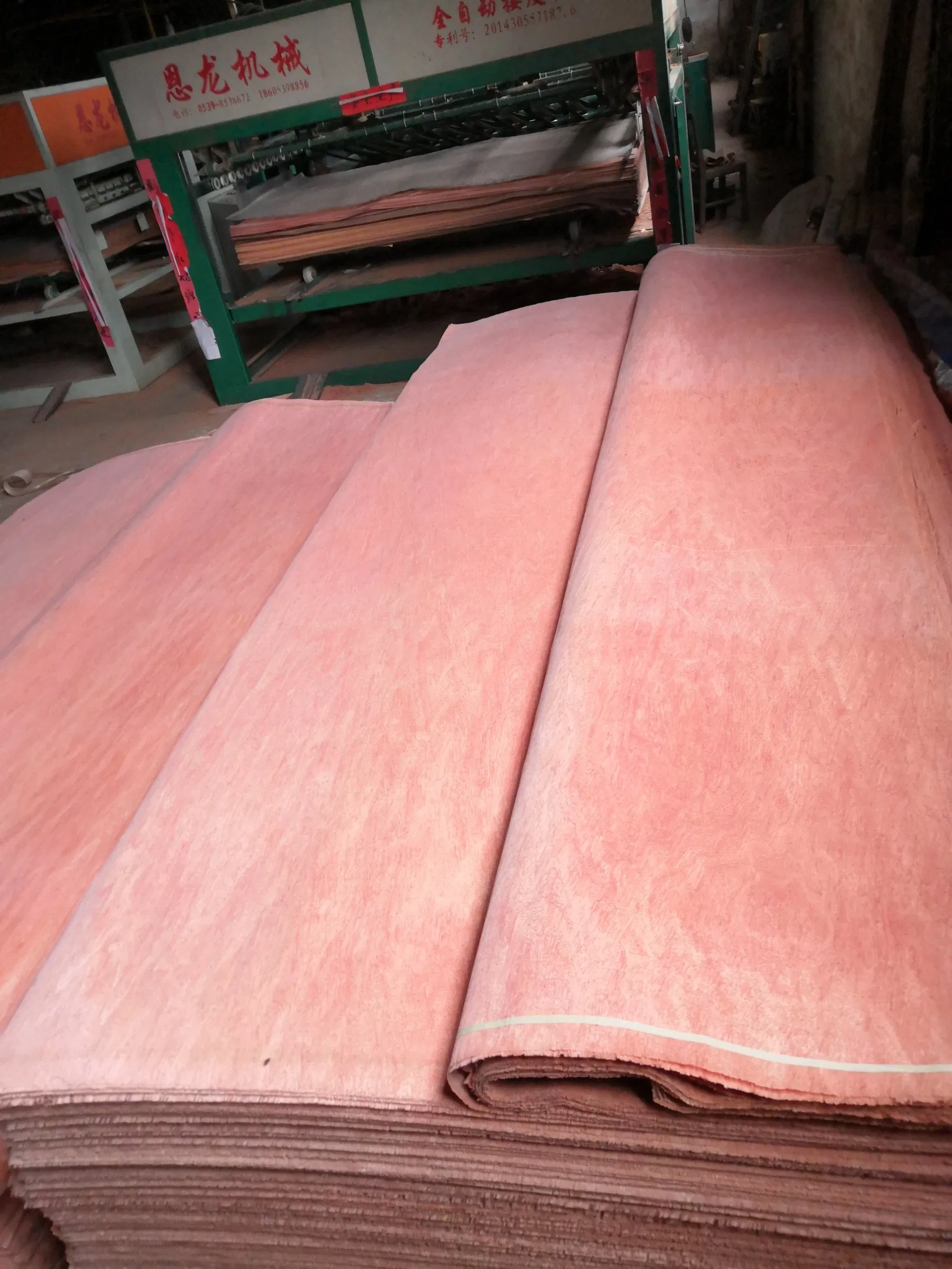 4X8 Plywood/Beech 0.30mm Recon Walnut Veneer for Door