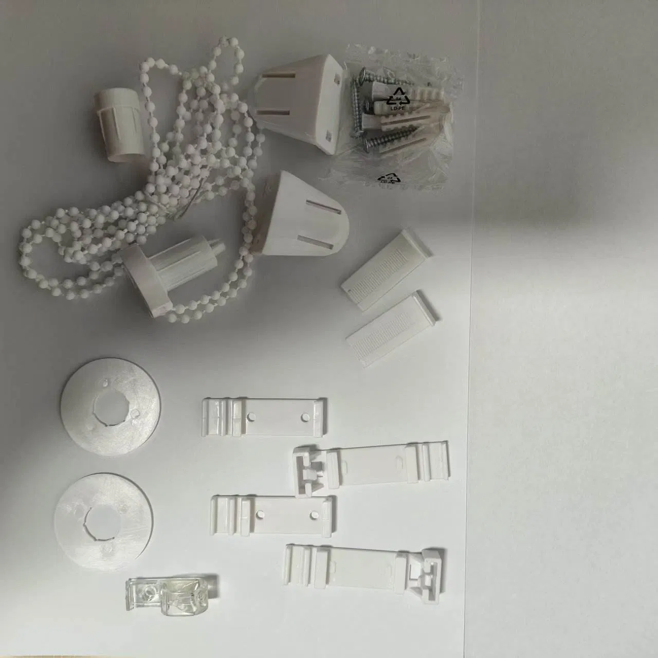 Top Quality Mini Roller Blinds Control System, Bracket, Plastic Hook, Security Tag, Corded Mini Blinds
