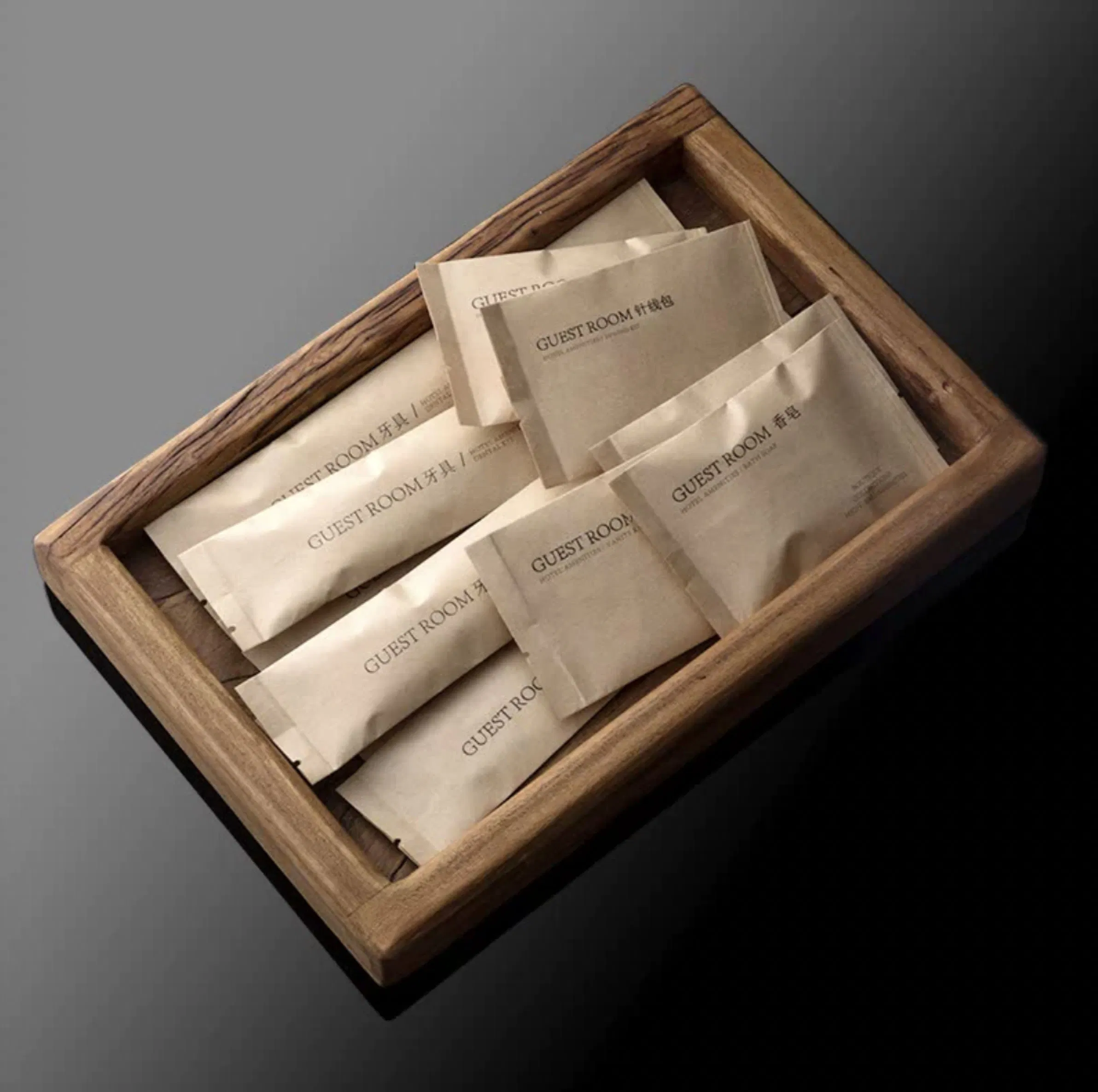 Fashion Hotel Bathroom Toiletries Amenities with Kraft Bag