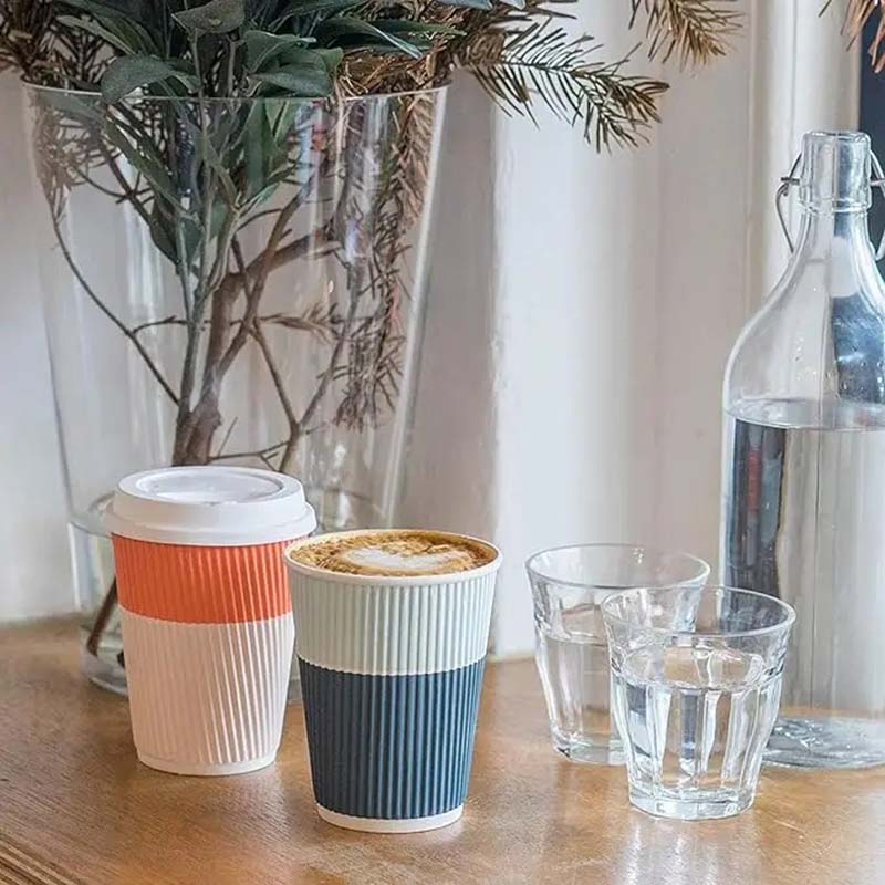 Бумажный стакан для горячих и холодных напитков