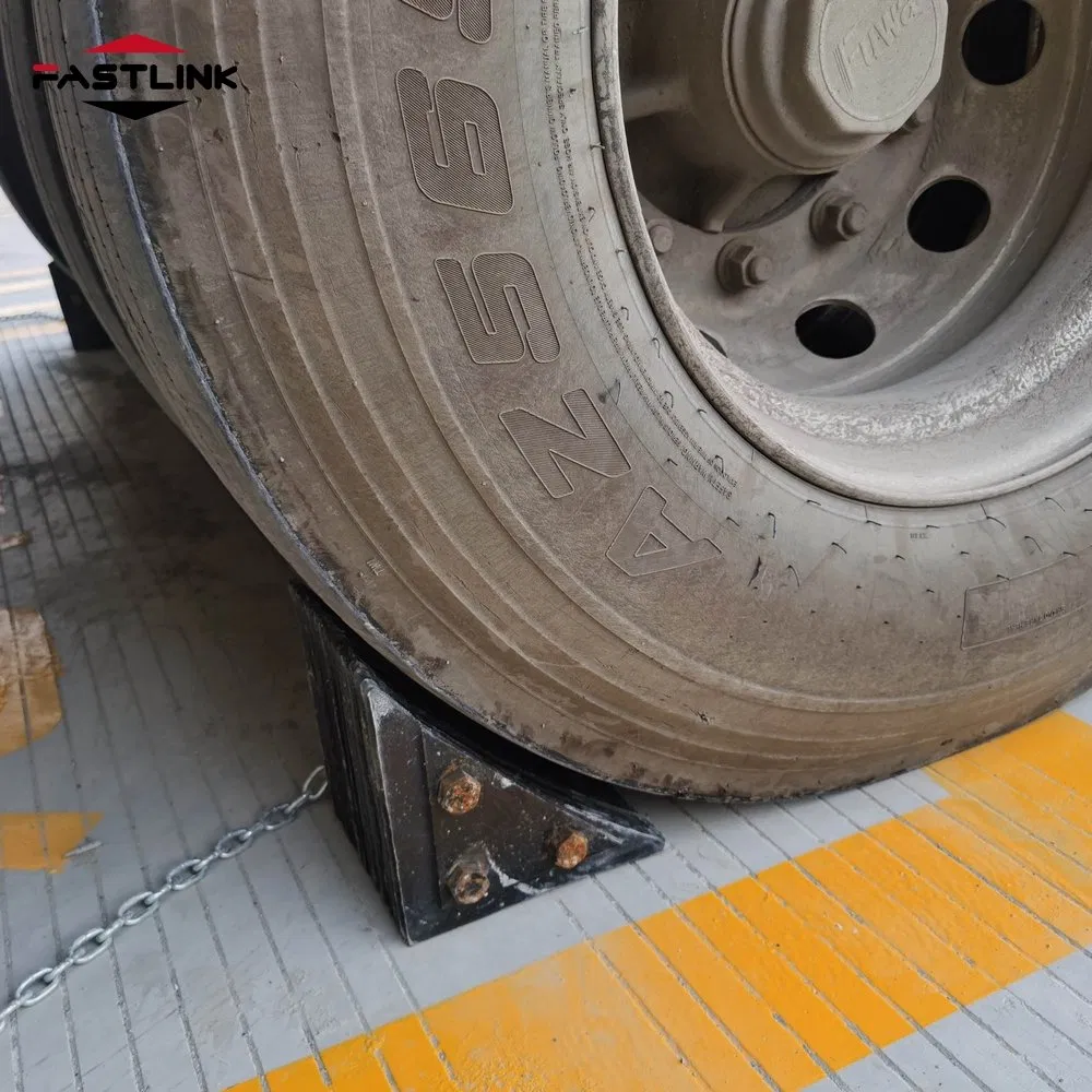Fastlink New Design Heavy-Duty Truck Wheel Immobilize Steel Clamp & Rubber Trailer Chock