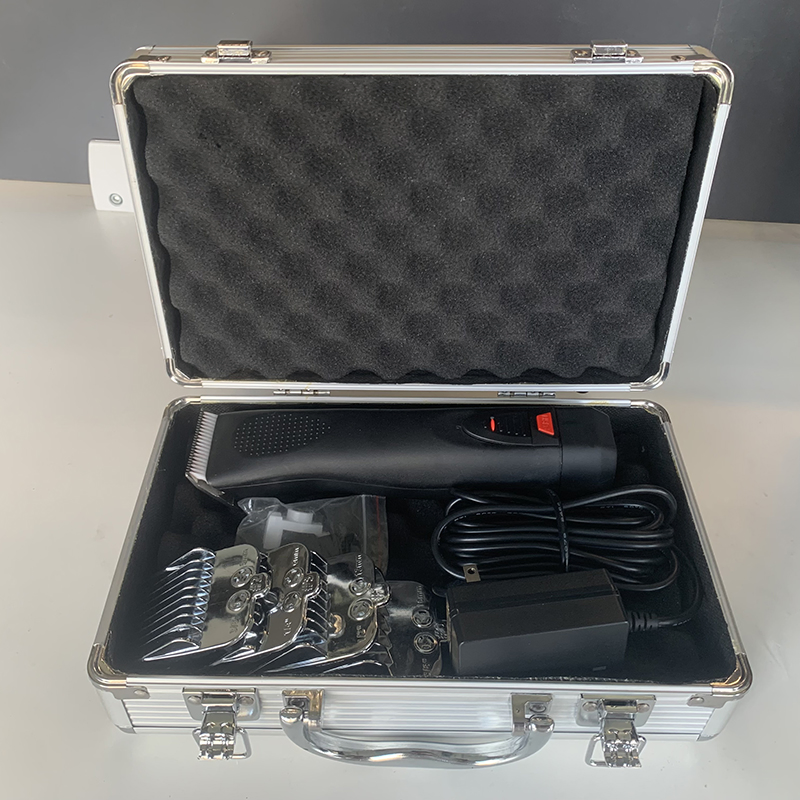 Professional Cordless Dog Grooming Clipper Kit for Quiet Trimming