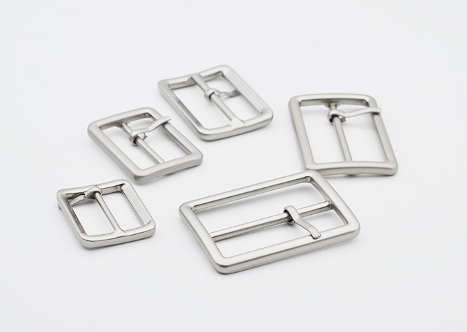 Пряжки металлические для одежды обуви и сумок декоративные